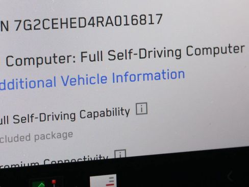 Used 2024 Tesla Cybertruck AWD Crew Cab image 21