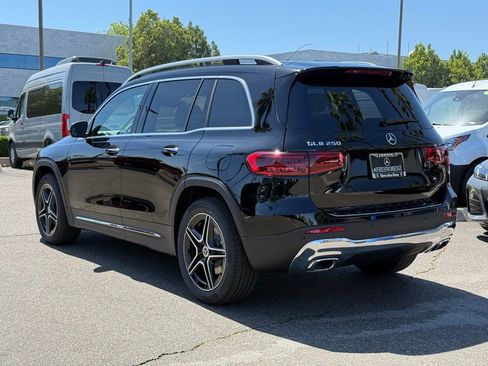 New 2026 Mercedes-Benz GLB 250 image 8