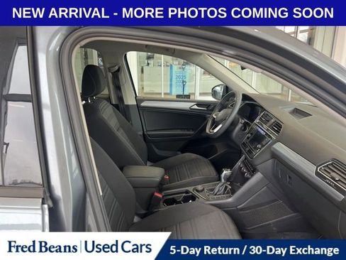 Used 2023 Volkswagen Tiguan S image 5