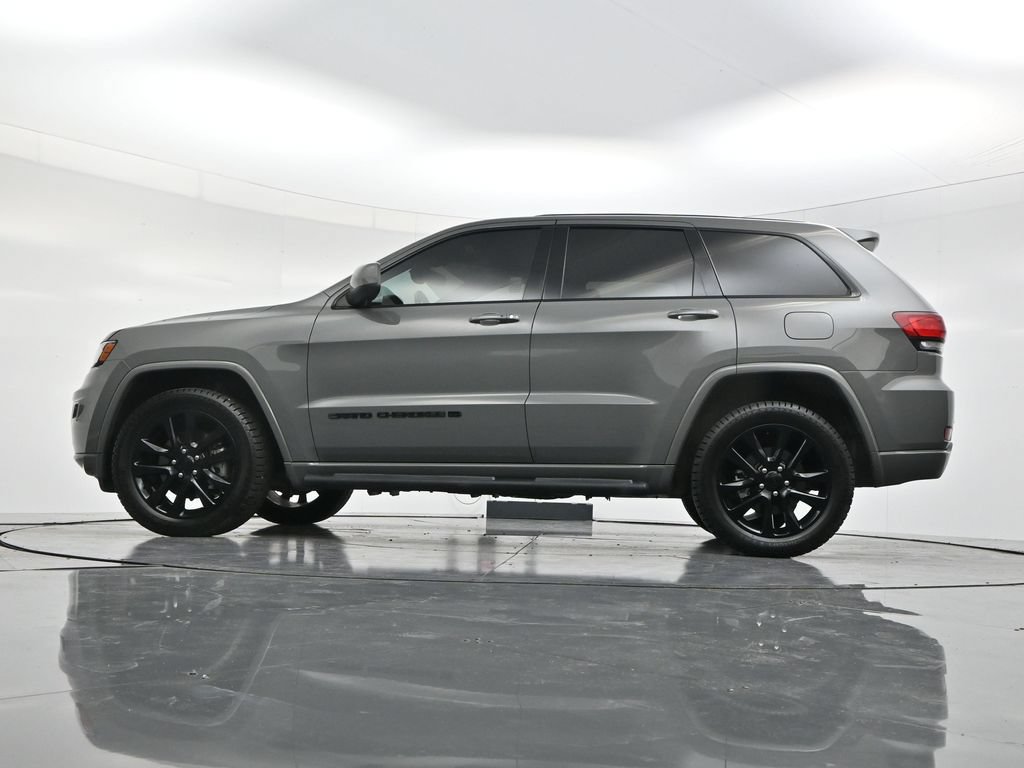 Used 2022 Jeep Grand Cherokee Laredo X AWD/4WD image 51