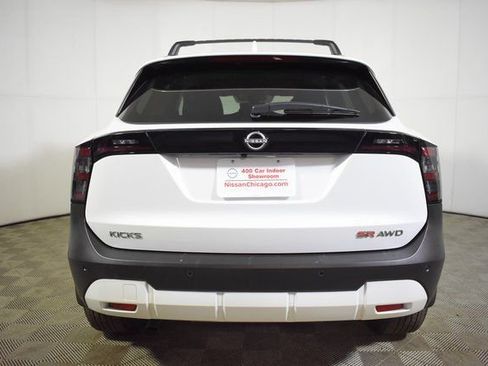 Certified 2025 Nissan Kicks SR w/ Illumination Package image 5
