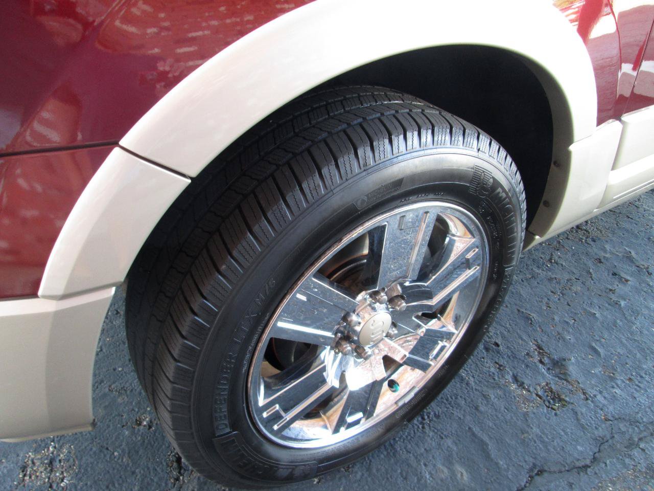 Used 2008 Ford Expedition King Ranch AWD/4WD image 23