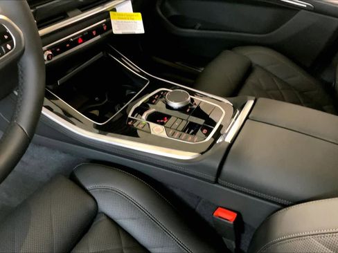 New 2026 BMW X5 xDrive40i w/ M Sport Package image 7