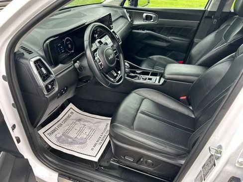Used 2023 Kia Sorento SX AWD/4WD image 12