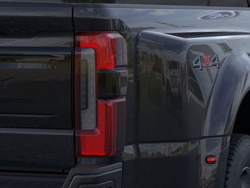 New 2026 Ford F450 Platinum image 21