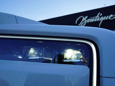 Used 2026 Rolls-Royce Cullinan image 9