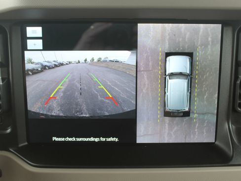 Used 2023 Ford Bronco Wildtrak AWD/4WD image 44