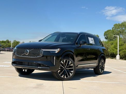 New 2026 Volvo XC90 T8 Plus w/ Protection Package Premier image 2