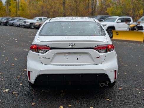New 2026 Toyota Corolla SE image 9