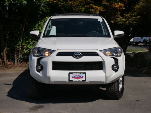 Used 2022 Toyota 4Runner SR5 Premium w/ Moonroof Package image 36