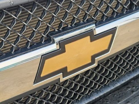 Used 2025 Chevrolet Express 3500 w/ Power Convenience Package image 8