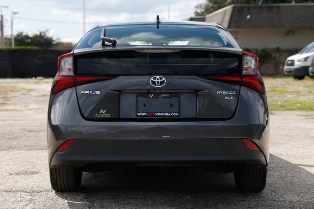 Used 2019 Toyota Prius XLE FWD image 10