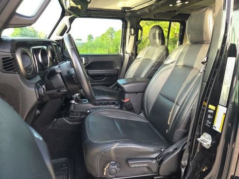 Used 2021 Jeep Wrangler Unlimited Sport AWD/4WD image 13