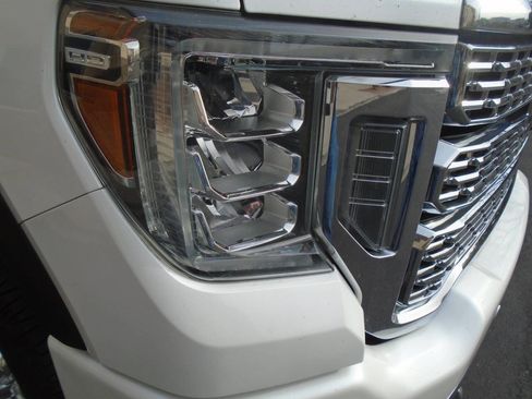 Used 2021 GMC Sierra 2500 Denali w/ Denali Ultimate Package image 27