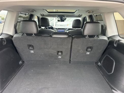 Used 2022 Jeep Grand Cherokee Limited 4xe w/ Luxury Tech Group II image 25