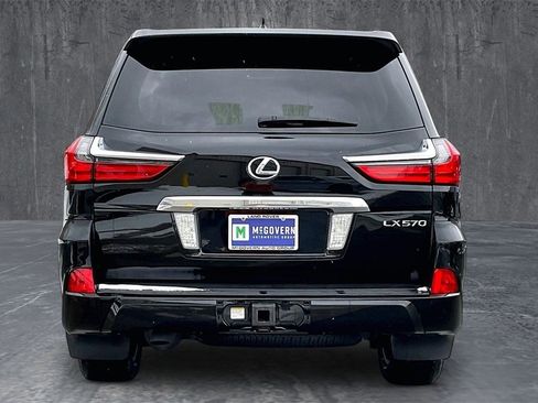 Used 2017 Lexus LX 570 4WD image 5
