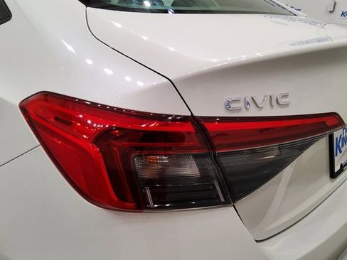 Used 2024 Honda Civic Sport image 9