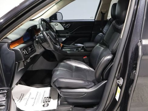 Used 2020 Lincoln Aviator Reserve w/ Equipment Group 202A AWD/4WD image 9
