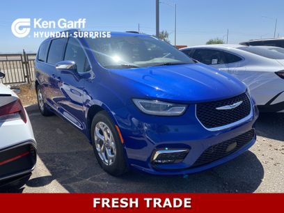 Used 2021 Chrysler Pacifica Limited w/ Premium & Safety Sphere Group