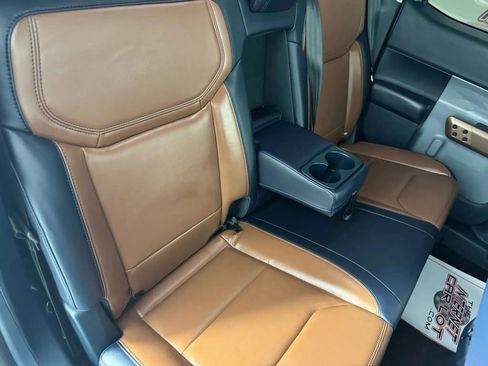 Used 2022 Ford Maverick Lariat FWD image 35