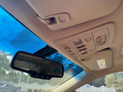 Used 2013 Cadillac CTS Luxury image 24