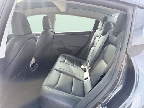 Used 2025 Tesla Model 3 Long Range image 3