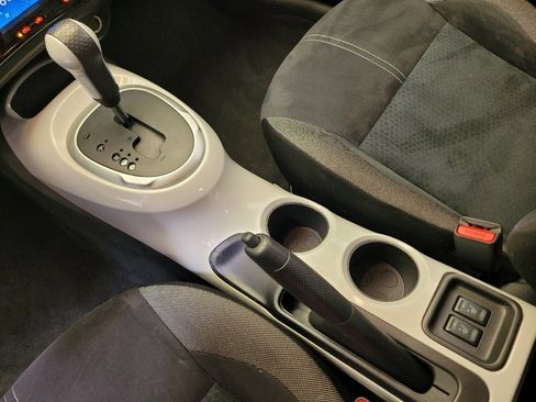 Used 2017 Nissan Juke SV image 26