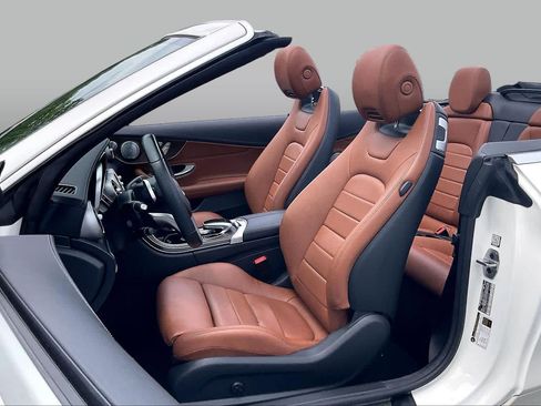 Used 2018 Mercedes-Benz C 300 Cabriolet image 7