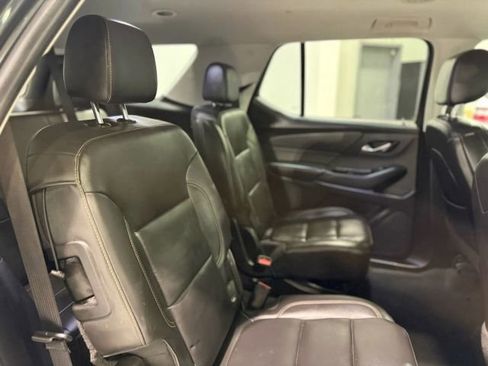 Used 2021 Chevrolet Traverse LT w/ LT Premium Package image 84