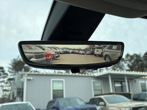 Certified 2023 Buick Enclave Premium w/ Experience Buick Package image 15