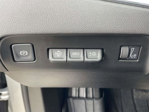 Used 2022 Buick Enclave Premium w/ Surround and Sites Package image 20