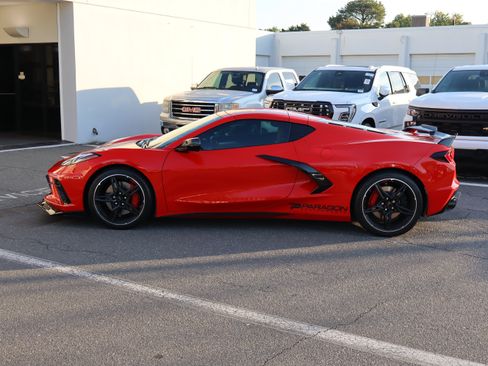 Used 2020 Chevrolet Corvette Stingray Preferred Cpe w/ 2LT Preferred Equipment Group RWD image 7