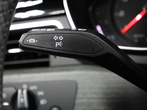 Used 2023 Audi A4 2.0T Premium w/ Convenience Package image 29