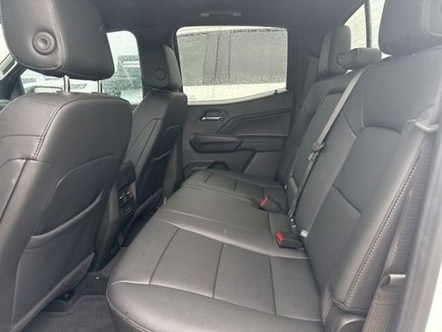 Used 2026 Chevrolet Colorado LT w/ LT Convenience Package RWD image 10