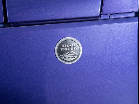 Used 2018 Jeep Wrangler Unlimited Sahara image 18