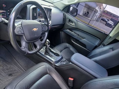 Used 2022 Chevrolet Colorado Z71 w/ Safety Package RWD image 36