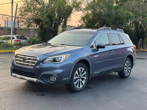 Used 2016 Subaru Outback 2.5i Limited AWD/4WD image 4
