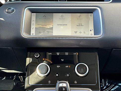 Used 2023 Land Rover Range Rover Evoque S image 31