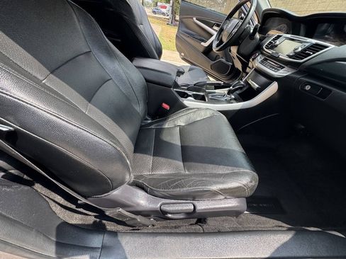 Used 2015 Honda Accord EX-L image 34