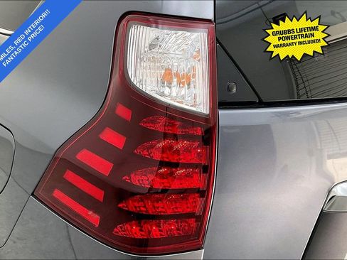 Used 2022 Lexus GX 460 Premium w/ Accessory Package image 41