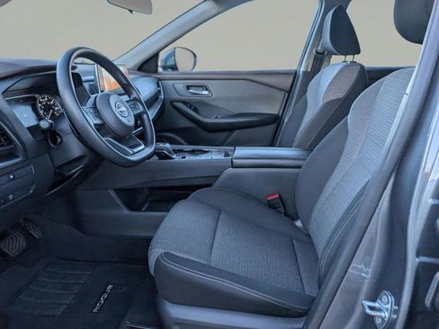 Certified 2023 Nissan Rogue SV image 17