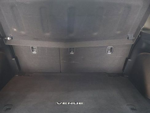 Used 2022 Hyundai Venue SEL image 13