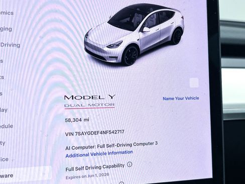 Used 2022 Tesla Model Y Performance AWD/4WD image 7