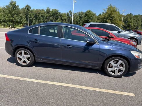 Used 2012 Volvo S60 T5 FWD image 5