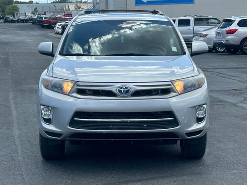 Used 2012 Toyota Highlander 4WD Hybrid w/ Leather Pkg image 10