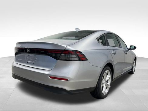 New 2026 Honda Accord LX image 5
