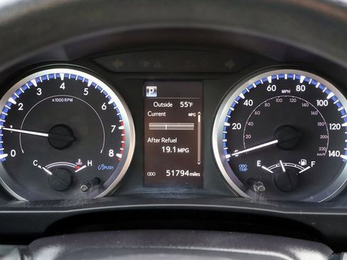 Used 2019 Toyota Highlander LE image 32