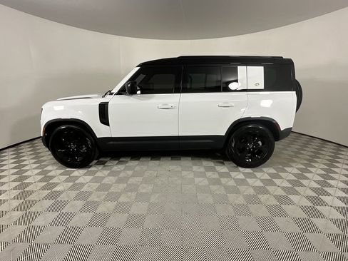 Certified 2024 Land Rover Defender 110 S image 2