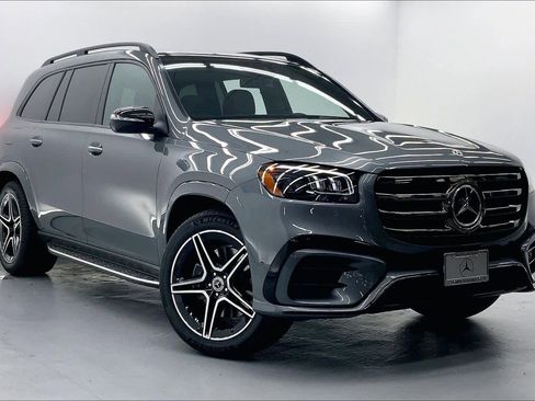 New 2026 Mercedes-Benz GLS 450 4MATIC image 5