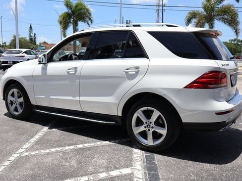 Used 2017 Mercedes-Benz GLE 350 4MATIC image 6